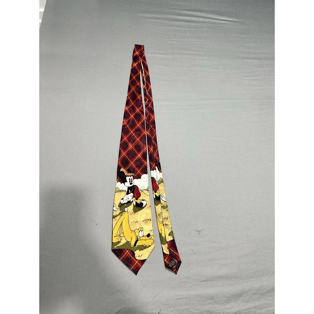 VTG The Disney Store‎ Silk Tie Golf Mickey Pluto Unconventional Tee